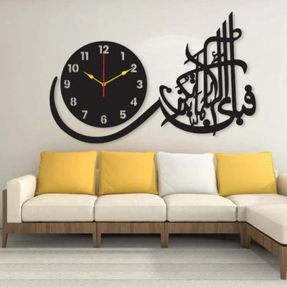 3D wooden wall clock with a modern design, perfect for enhancing home or office decor. Stylish and durable, this clock features intricate craftsmanship and a minimalist aesthetic.